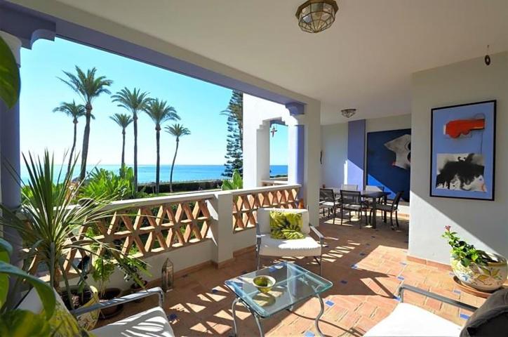 Apartamento en venta en Casares, La Perla de la Bahía, 29690 photo 0