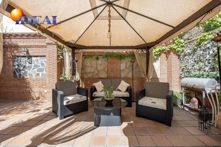 Casa en venta en Granada, San Ildefonso photo 0