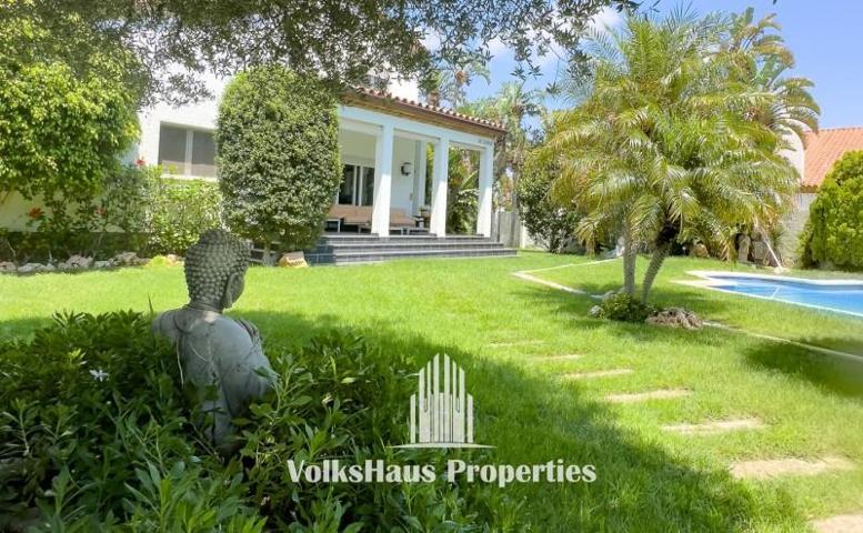 Chalet en venta en Mont-roig del Camp, Carrer del Déu Horus, 43892 photo 0