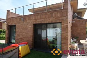 Casa en venta en Cervelló, Can paulet photo 0