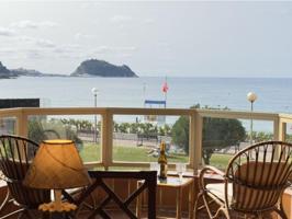 Piso en venta en Zarautz photo 0