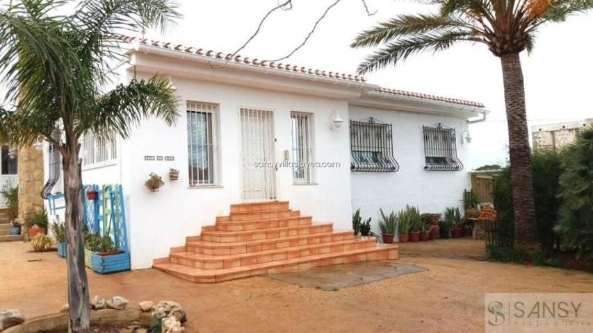 Casa en venta en Denia photo 0