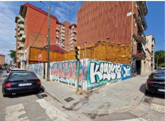 Terreno en venta en Sabadell, Covadonga photo 0