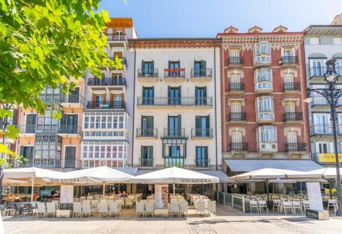 Piso en venta en Pamplona, Ensanche photo 0