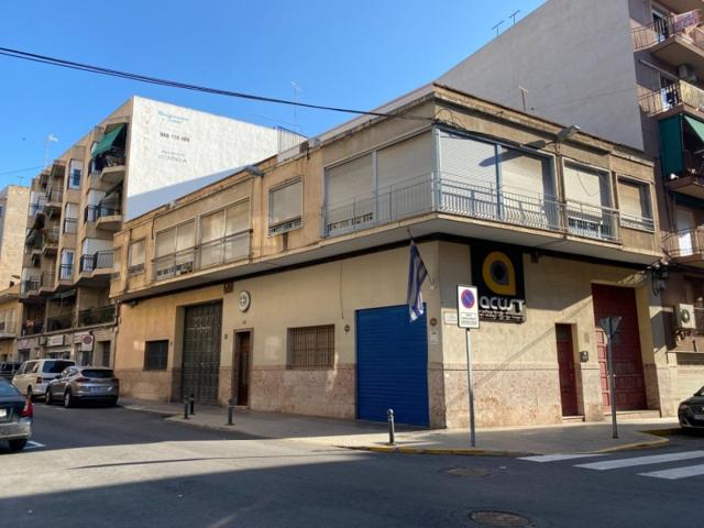 Edificio en venta en Elche, Altabix photo 0