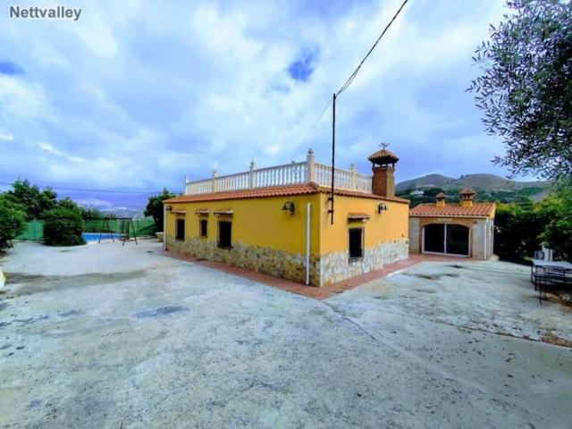 Casa con terreno en venta en Motril photo 0