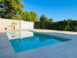 Chalet en venta en Ciutadella de Menorca, Cala blanca photo 0