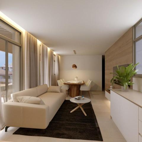 Apartamento en venta en Estepona, Parque Central photo 0
