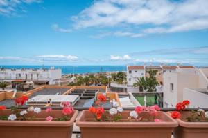 Chalet en venta en Adeje, El Madronal photo 0