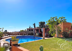 Chalet en venta en Almuñécar, Almuñécar photo 0