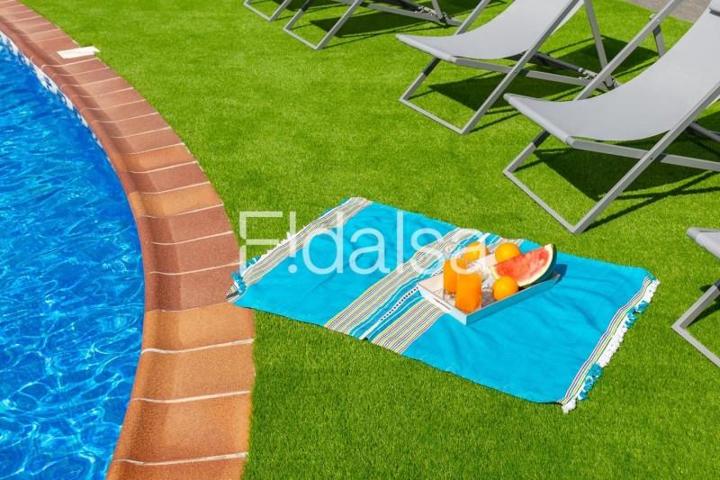 Chalet en venta en Catral, Arroba de Hornos, 03158 photo 0