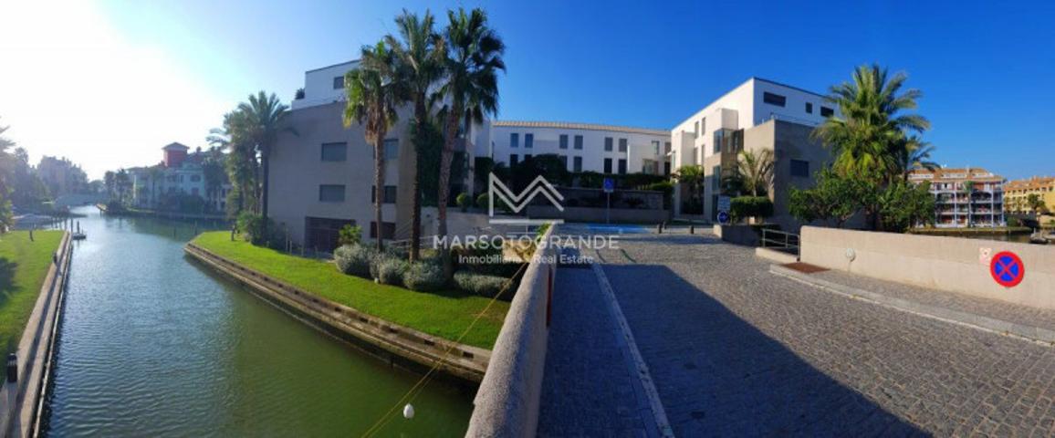 Apartamento en venta en Sotogrande, Sotogrande - Marina photo 0