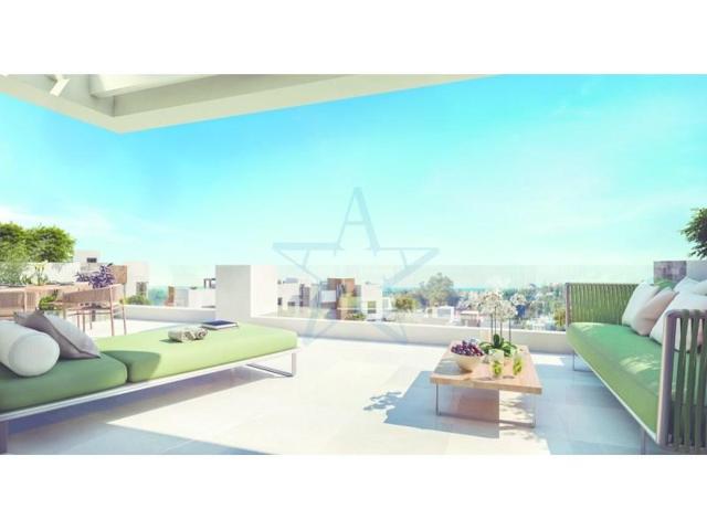 Apartamento en venta en Marbella, Cabopino photo 0