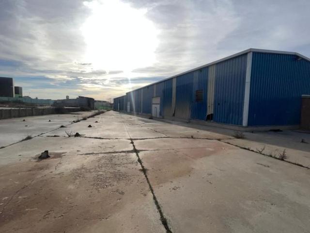 Nave industrial en venta en Chiloeches, Torija photo 0