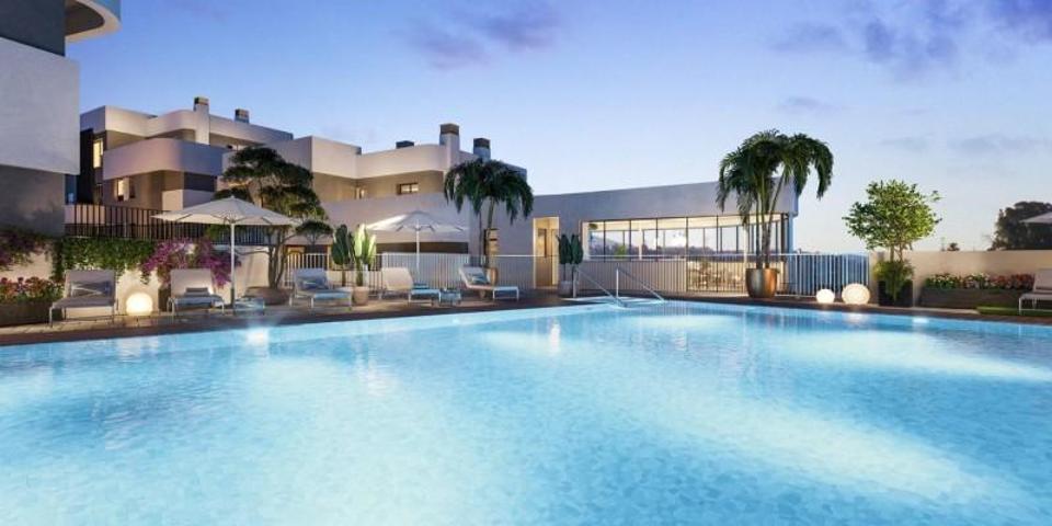 Apartamento en venta en Marbella, Alto de los Monteros photo 0