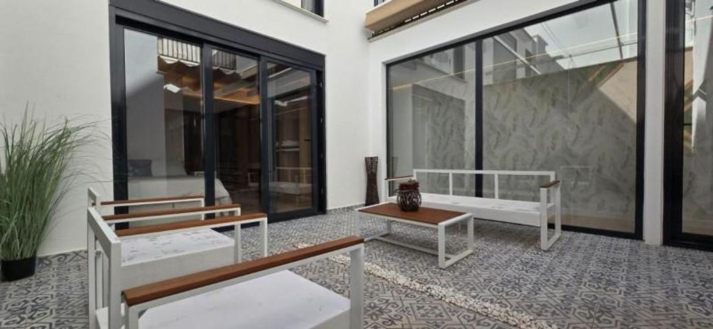 Local comercial en venta en Valencia, Arrancapins photo 0