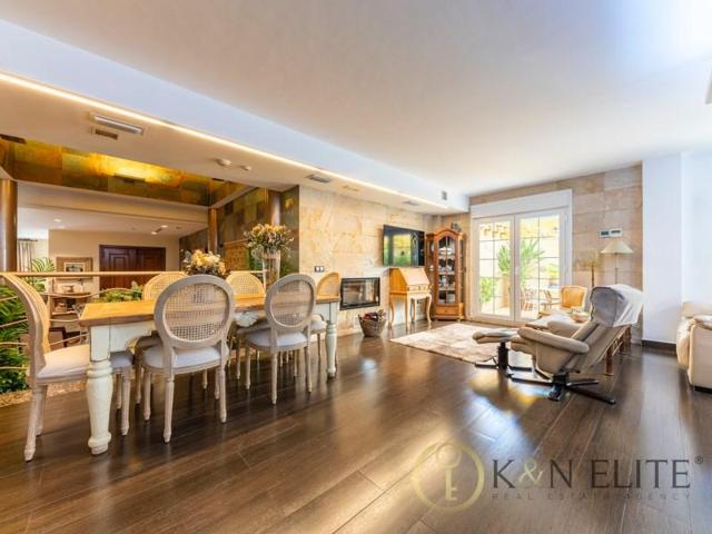 Casa en venta en Mutxamel photo 0