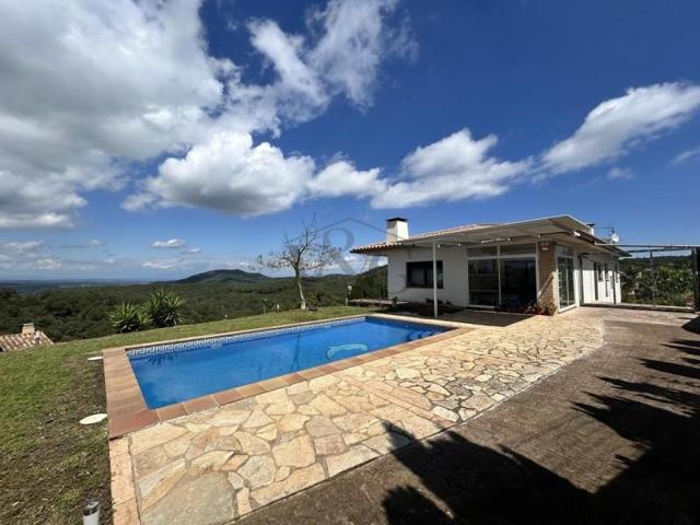 Chalet en venta en Begur, Ramon Llull, 17255 photo 0