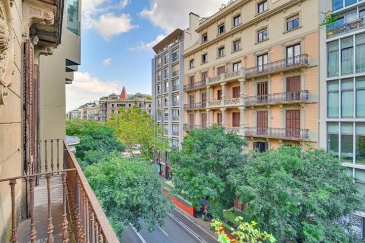 Piso en venta en Barcelona, LAntiga Esquerra de lEixample photo 0