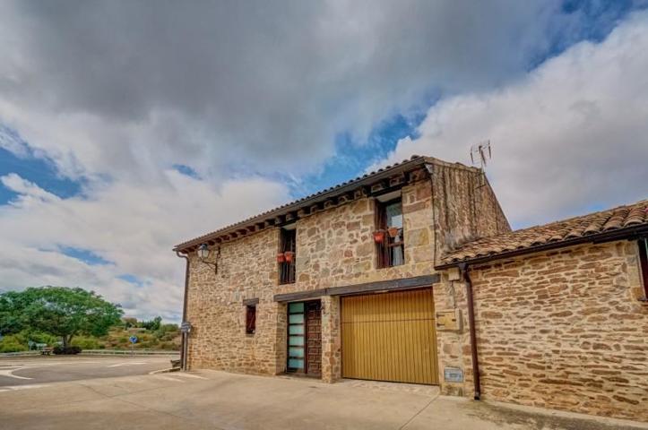 Casa en venta en Sos del Rey Católico, Undués de Lerda photo 0