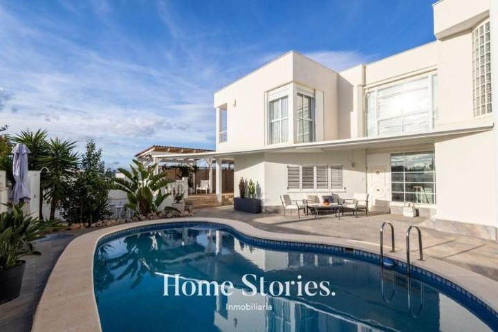 Casa en venta en L'Eliana, El Paraiso-Los Almendros photo 0