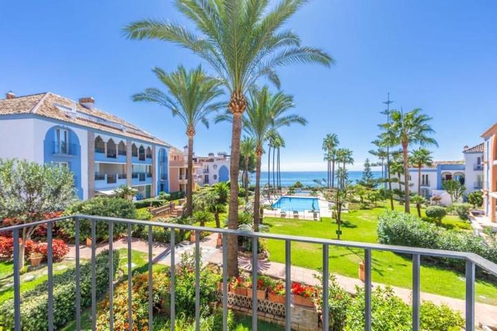 Apartamento en venta en Casares, La Perla de la Bahía, 29690 photo 0