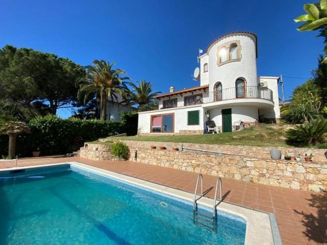 Casa en venta en Castell-Platja d'Aro, Urbanizacion - Mas Ros photo 0