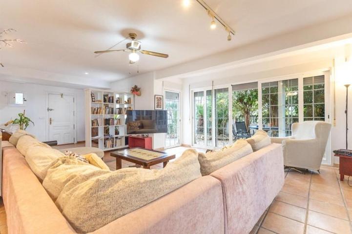 Chalet en venta en El Campello, Pueblo Español - Coveta Fumá photo 0