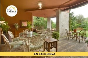 Chalet en venta en Arenys de Munt, Arenys de Munt photo 0