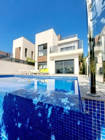 Chalet en venta en Finestrat, Finestrat photo 0