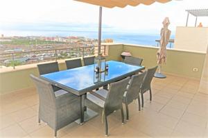 Aticos en venta en Adeje, Costa Adeje photo 0