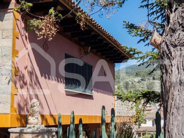 Casa en venta en Esporles photo 0