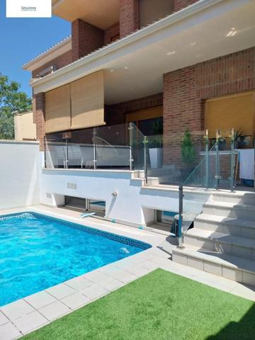 Adosada en venta en Albacete, Alto de los Molinos photo 0