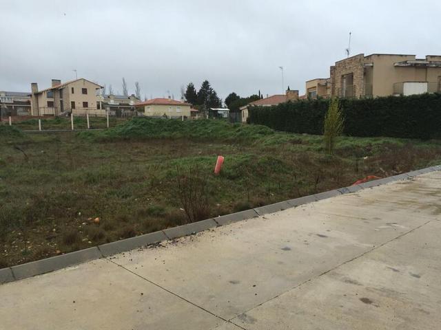 Terreno en venta en Florida de Liébana, Carretera SALAMANCA, SECTOR UZ-3. MANZA…, 37129 photo 0