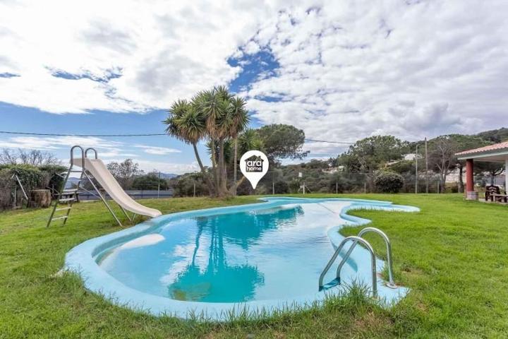 Chalet en venta en Mataró, Urbanizaciones photo 0