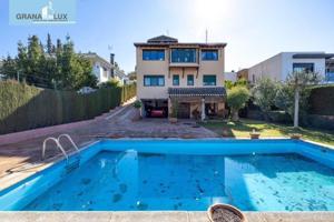 Chalet en venta en Monachil, Zona metropolitana photo 0