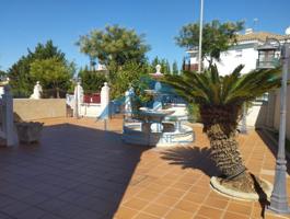 Chalet en venta en El Portil, Calle del Loro, 21100 photo 0