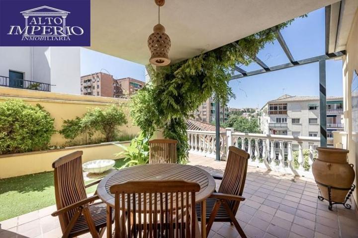 Casa en venta en Granada, Carretera de la sierra photo 0