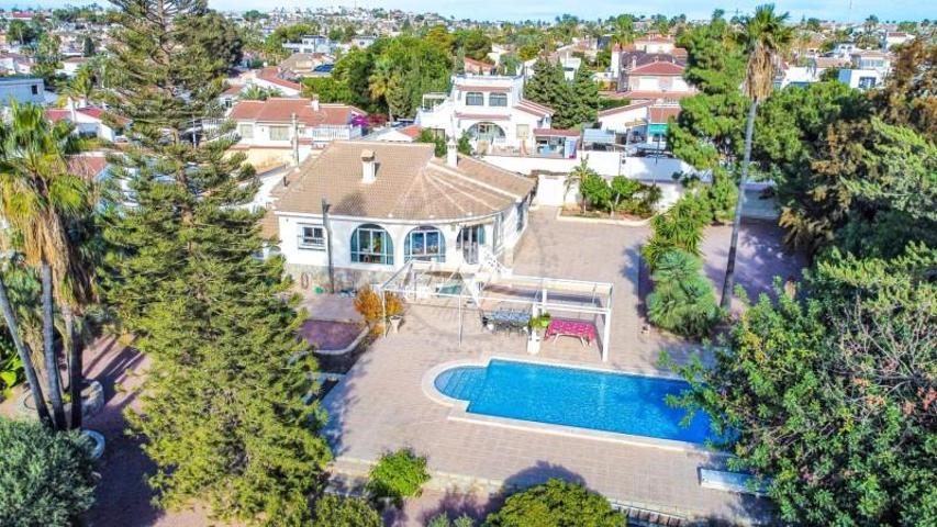 Chalet en venta en Ciudad quesada, Rojales park photo 0