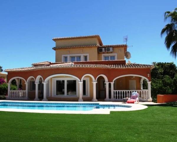 Casa en venta en Calpe photo 0
