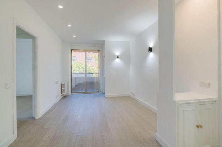 Piso en venta en Madrid photo 0