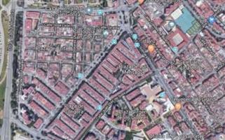 Edificio en venta en Sevilla photo 0