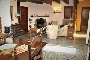 Casa en venta en Vilassar de Dalt, Santa Maria photo 0