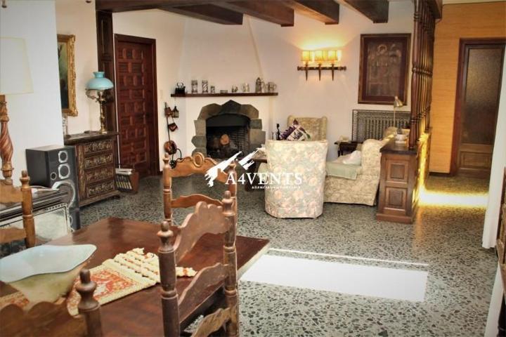 Casa en venta en Vilassar de Dalt, Santa Maria photo 0