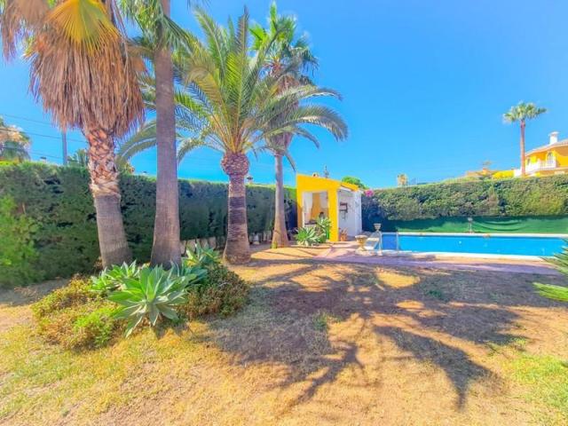 Chalet en venta en Málaga, Puertosol photo 0