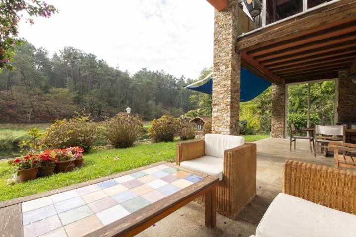 Chalet en venta en Bergondo, Lambre, 15630 photo 0