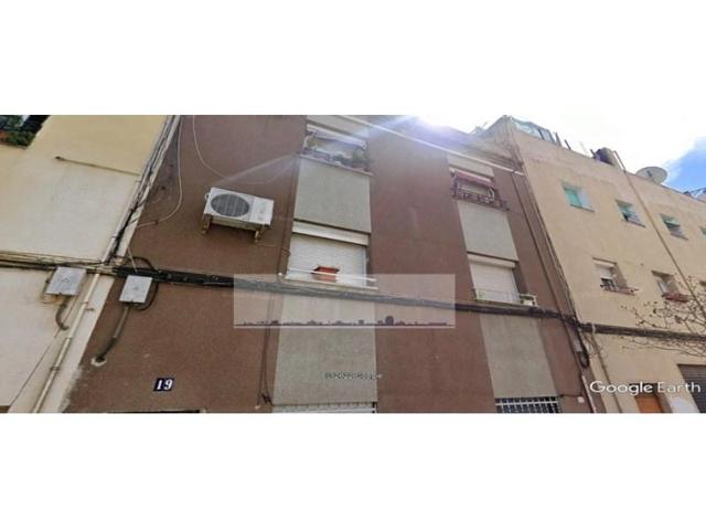 Edificio en venta en Badalona, La Salut photo 0