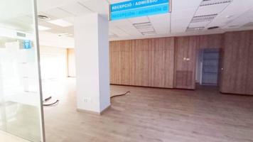 Local comercial en venta en Santa Coloma de Gramenet photo 0