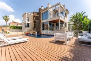 Casa en venta en Cambrils photo 0
