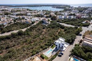 Adosada en venta en Felanitx, PORTOCOLOM photo 0